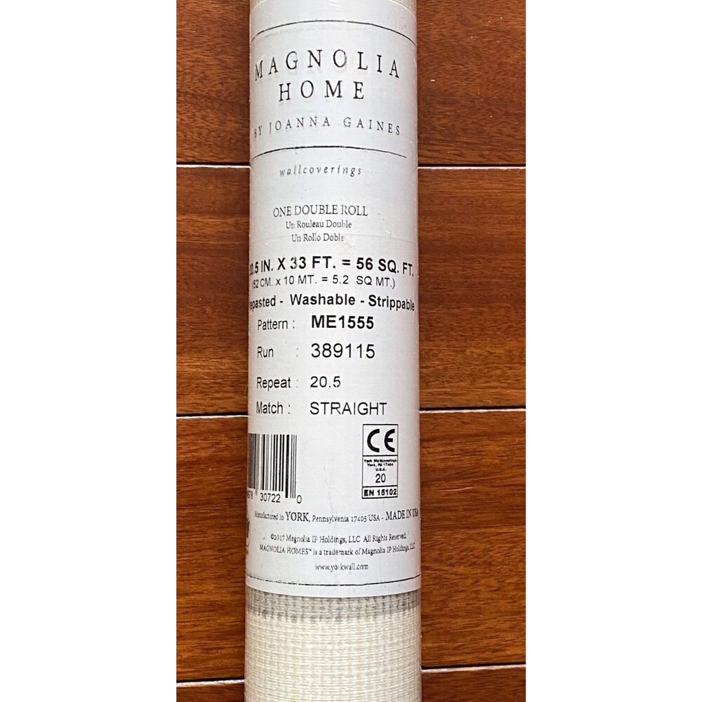 MAGNOLIA HOME Joanna Gaines Prepasted Wallpaper 56 sq ft Woven Trellis Gray Crea - Picture 4 of 6